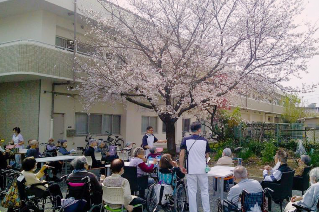 第三十六回　よどきり老健だより「お花見」